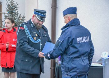 Uroczyste przywitanie nowego wozu ratowniczo-gaśniczego w Smolicach