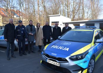 Nowy radiowóz dla krotoszyńskiej policji