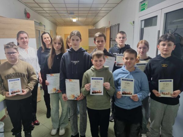 Uczniowie z Zalesia Małego laureatami Ogólnopolskiej Olimpiady z języka angielskiego