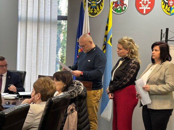 Polityczne trzęsienie ziemi w Radzie Powiatu