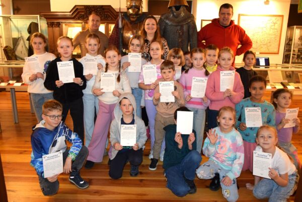 Aktywne Ferie Zimowe z Lemurem 2025