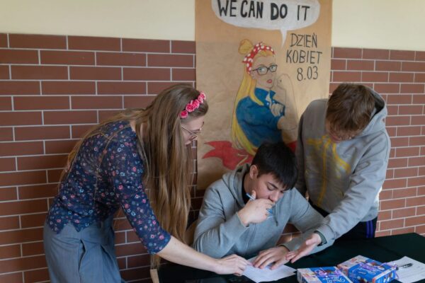 Kwiatowy Dzień Kobiet w ZSP nr 2 w Krotoszynie