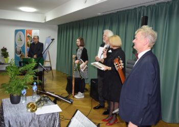 Barwy sztuki i dźwięki muzyki na Dzień Kobiet