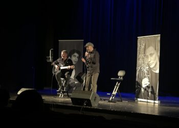 Sentymentalna podróż z Retro Gitarami w krotoszyńskim „Przedwiośniu”