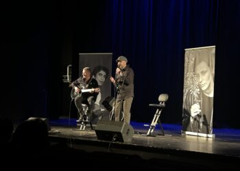Sentymentalna podróż z Retro Gitarami w krotoszyńskim „Przedwiośniu”