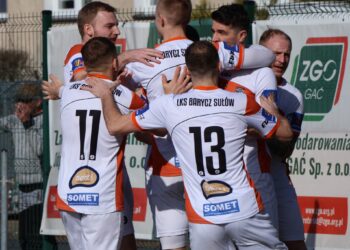 Barycz Sułów gromi Błyskawicę Gać 5:0