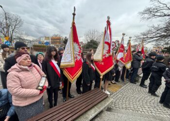 Hołd dla Żołnierzy Wyklętych na milickim skwerze
