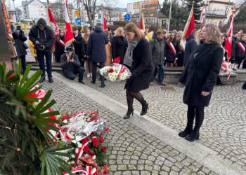 Hołd dla Żołnierzy Wyklętych na milickim skwerze