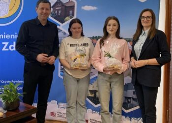 Świąteczna atmosfera w Urzędzie Miejskim w Zdunach