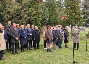 Katyń – ocalić od zapomnienia