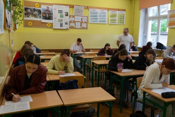 Angielski zawrót głowy w „Dwójce”!