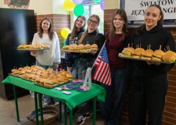 Angielski zawrót głowy w „Dwójce”!