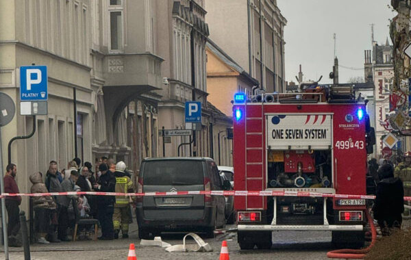 Płonął budynek gospodarczy w centrum miasta