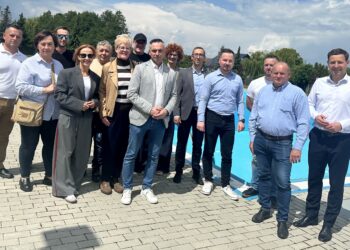 Zduny szykują basen na lato