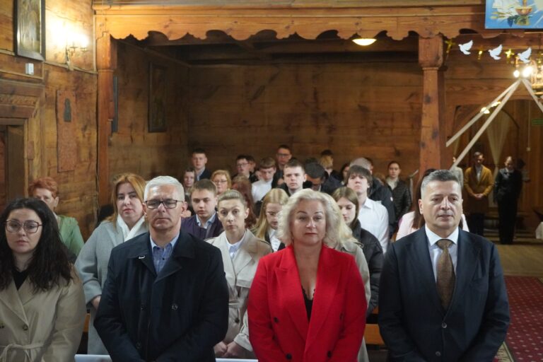 Nowy sztandar ZSTO – symbol tradycji i odpowiedzialności