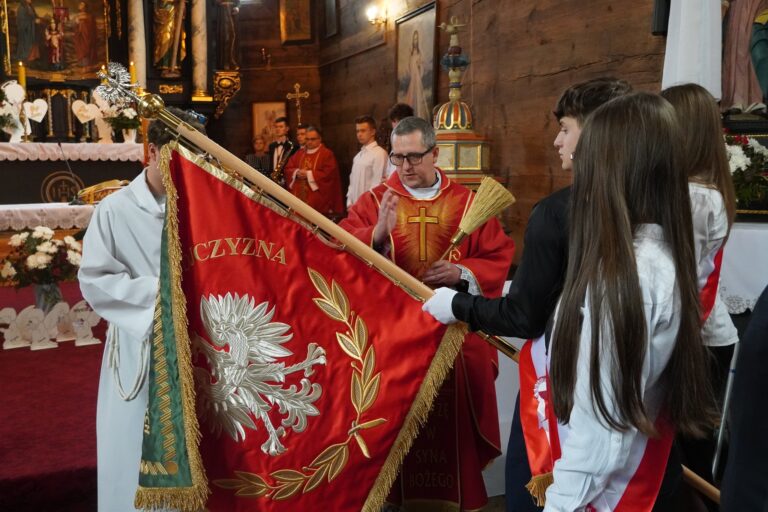 Nowy sztandar ZSTO – symbol tradycji i odpowiedzialności