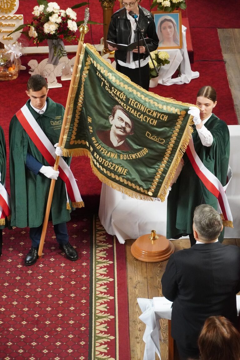 Nowy sztandar ZSTO – symbol tradycji i odpowiedzialności