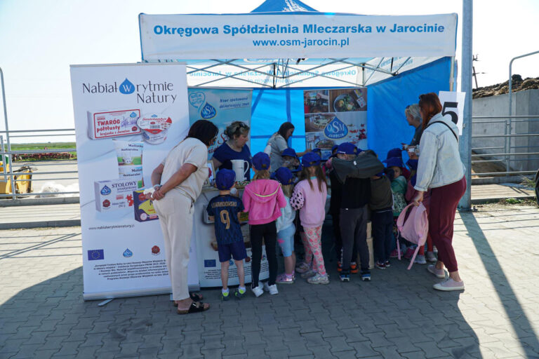 260 mlecznych uśmiechów