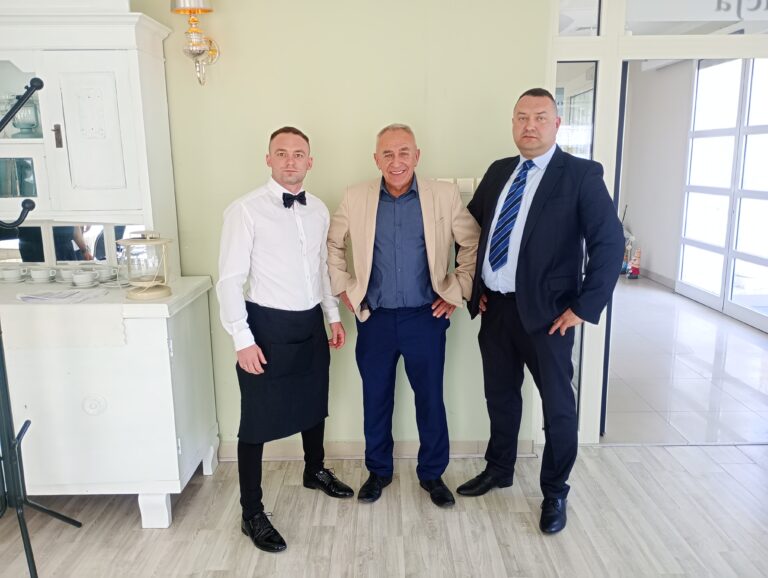 Wiktor Adamski w głównej roli w serialu dokumentalnym Dlaczego ja?