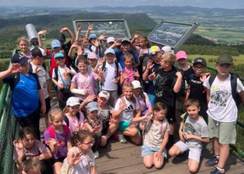 Zdobyli Szczeliniec i pokonali Błędne Skały