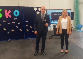 BS nagrodził młodych