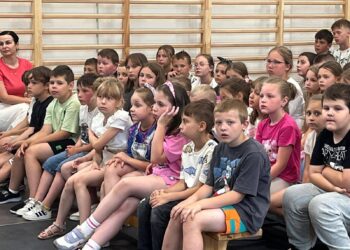 BS nagrodził młodych