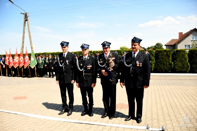 95 lat służby