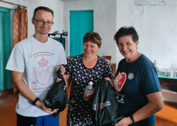 Sprząta polskie cmentarze w Kazachstanie