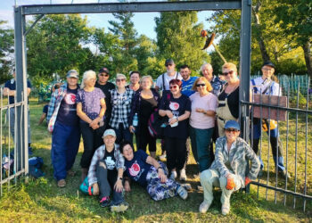 Sprząta polskie cmentarze w Kazachstanie