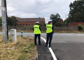 Bezpieczne wakacje na drogach