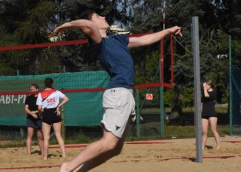 Emocjonujące rozgrywki w Dwójce