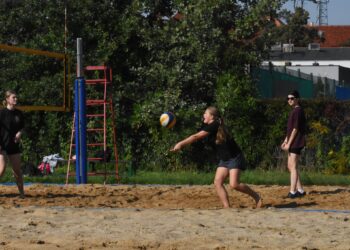 Emocjonujące rozgrywki w Dwójce