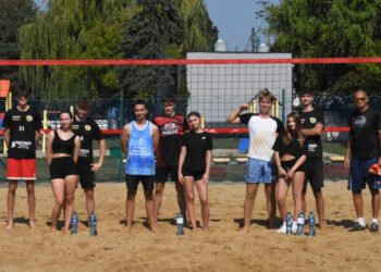 Emocjonujące rozgrywki w Dwójce