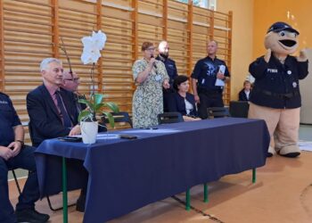 Pierwszaki uczyły się bezpieczeństwa na drodze