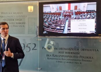 Krotoszyńska młodzież w stolicy – lekcja patriotyzmu i demokracji