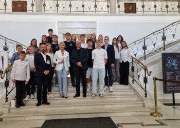 Krotoszyńska młodzież w stolicy – lekcja patriotyzmu i demokracji