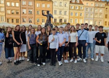 Krotoszyńska młodzież w stolicy – lekcja patriotyzmu i demokracji