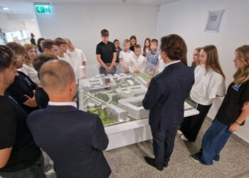 Krotoszyńska młodzież w stolicy – lekcja patriotyzmu i demokracji