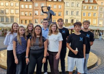 Krotoszyńska młodzież w stolicy – lekcja patriotyzmu i demokracji