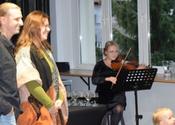 Ikony Doroty Wieczorek w bibliotece