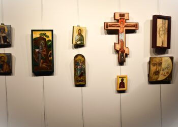 Ikony Doroty Wieczorek w bibliotece