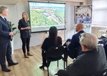 50 operacji z użyciem robota Velys