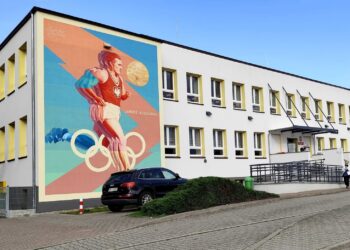 80 lat szkolnej historii