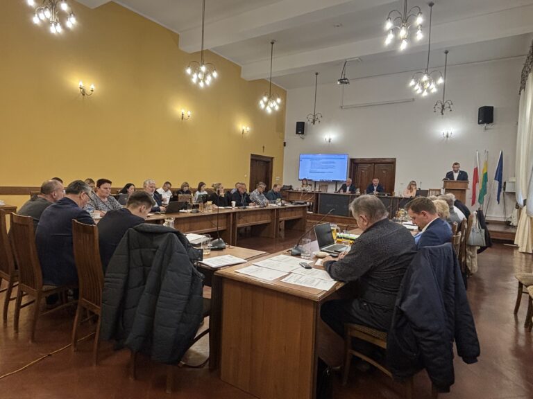 Uchwały i nowe inicjatywy radnych