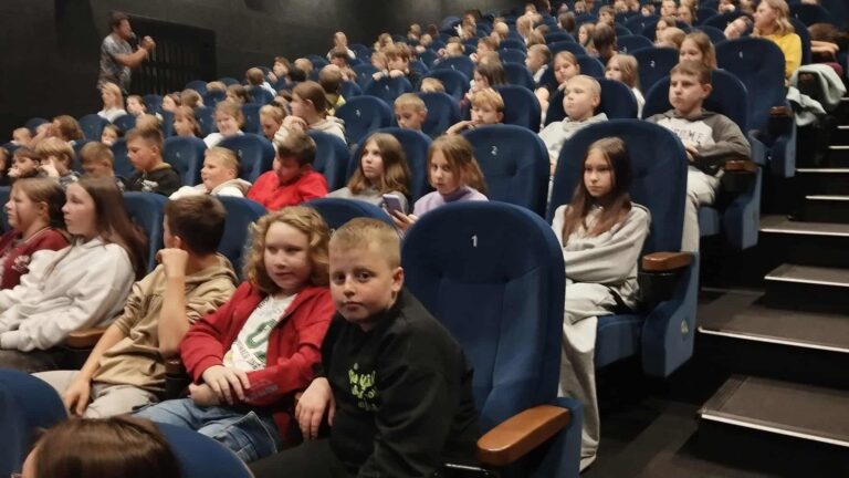 Kosmiczna lekcja w milickim kinie