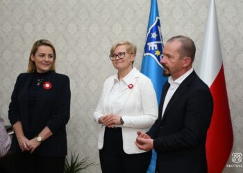 Nauczycielki z krotoszyńskich szkół z medalami