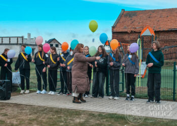 Nowy plac zabaw we Wziąchowie Wielkim
