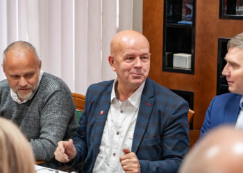 Samorządy utrzymają funkcjonowanie linii autobusowej nr 12
