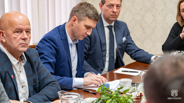 Samorządy utrzymają funkcjonowanie linii autobusowej nr 12