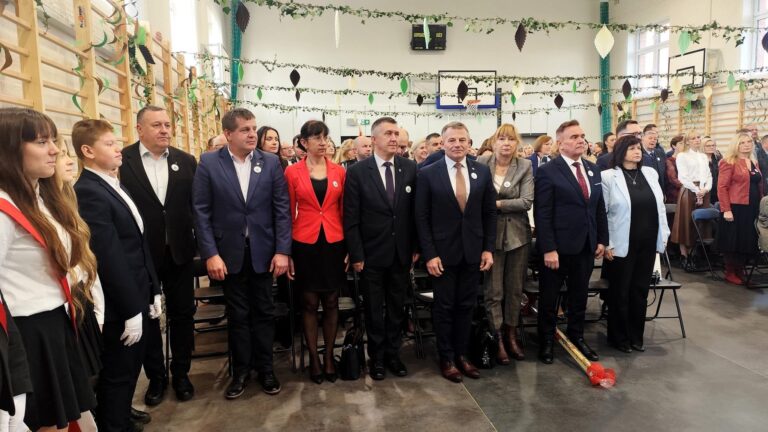 80 lat szkoły w Kuźnicy